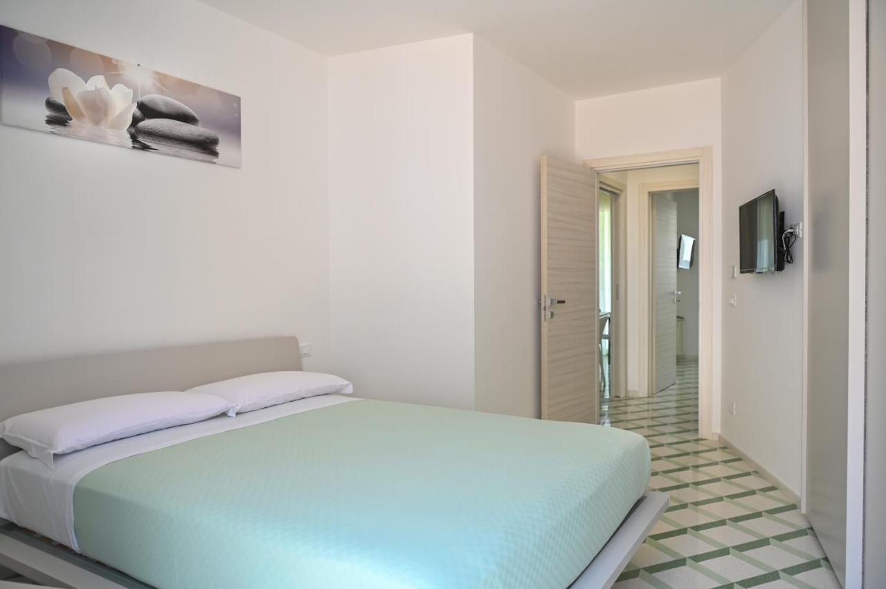 Perle Marine Suite Apartments Castro  Exterior foto